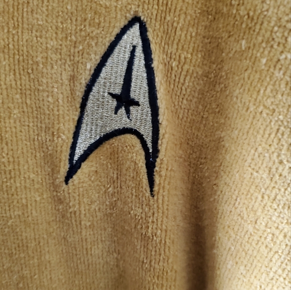Star Trek Captain Kirk Bathrobe - Picture 3 of 6
